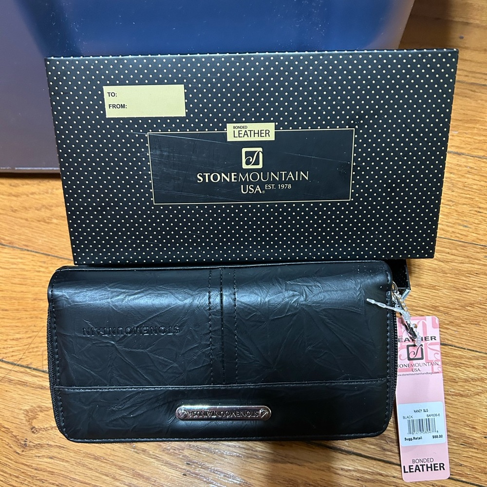 Stone Mountain Black Bonded Leather Wallet with Textured Design